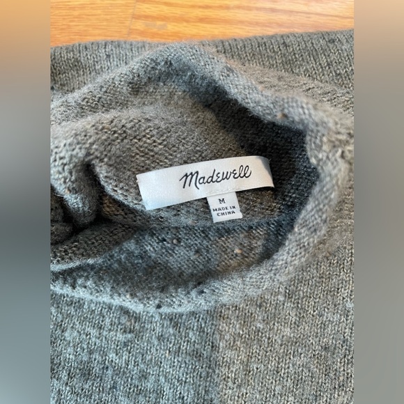 Donegal Inland Turtleneck Sweater in Coziest Yarn - Donegal Forest - Medium - Picture 8 of 8